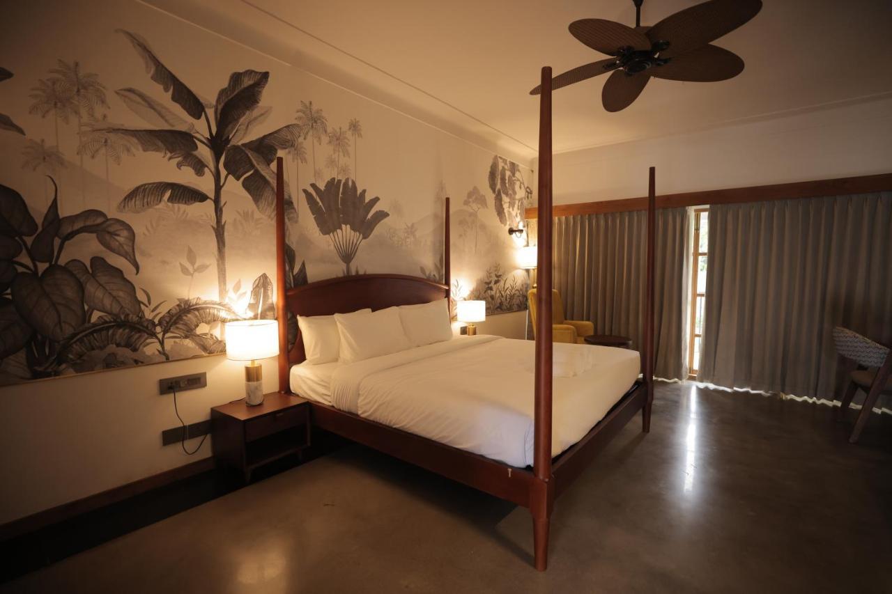 Prasanthi Hotel كولاّم المظهر الخارجي الصورة